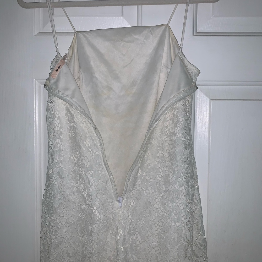 White Lace Dress - Picture 6 of 8